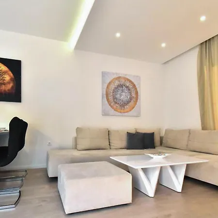 Stunning In With Wifi Makarska