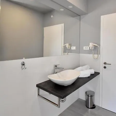 Stunning In With Wifi *